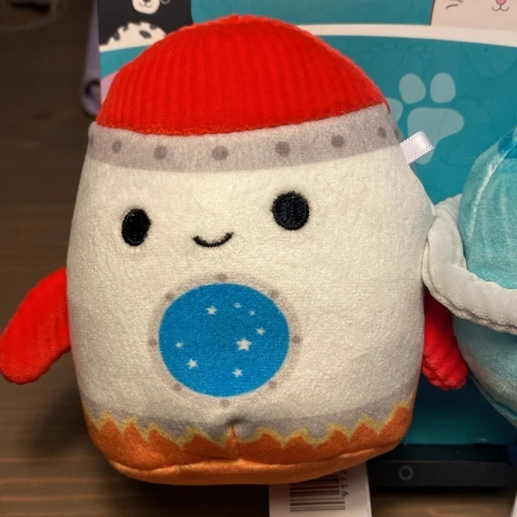 Squishmallows Rudy & Hugo squeaky dog toys​ - Picture 2 of 4